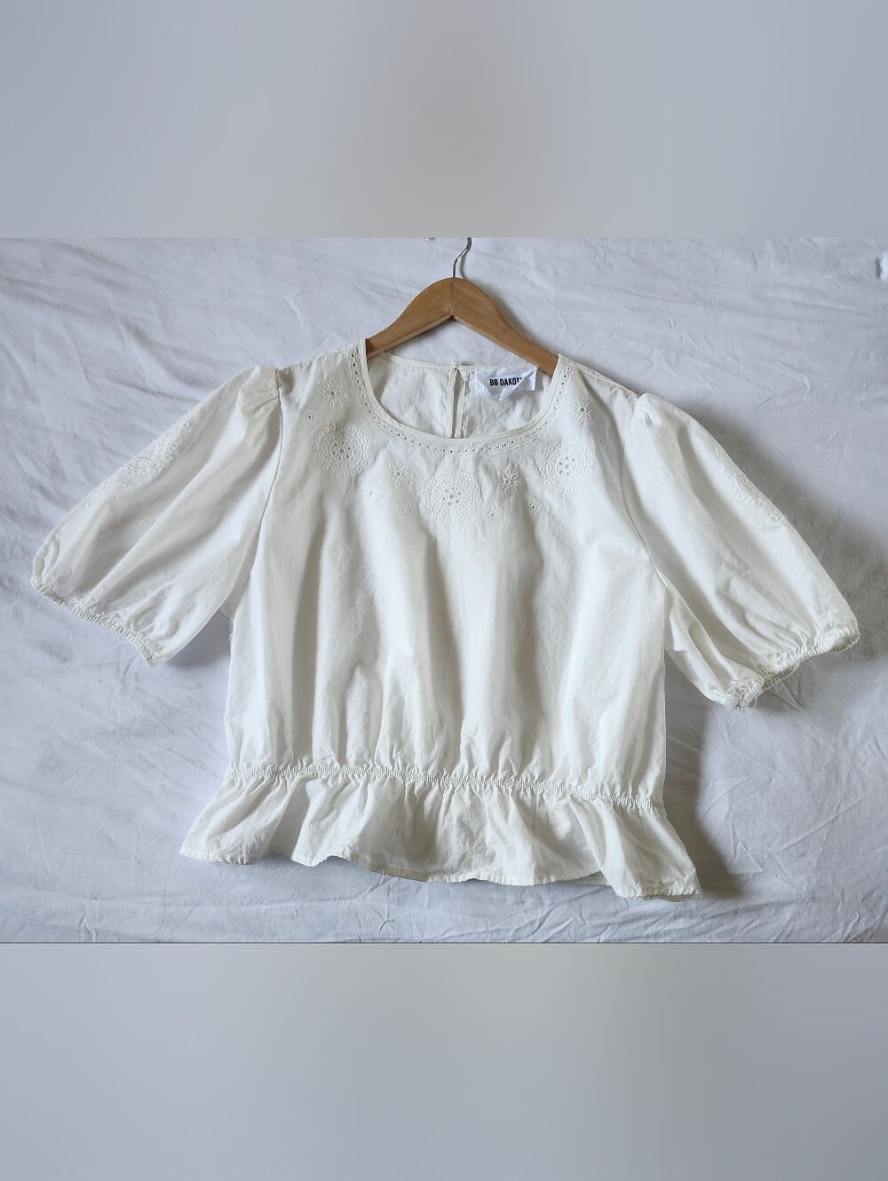 BB Dakota White Embroidered Peplum Blouse